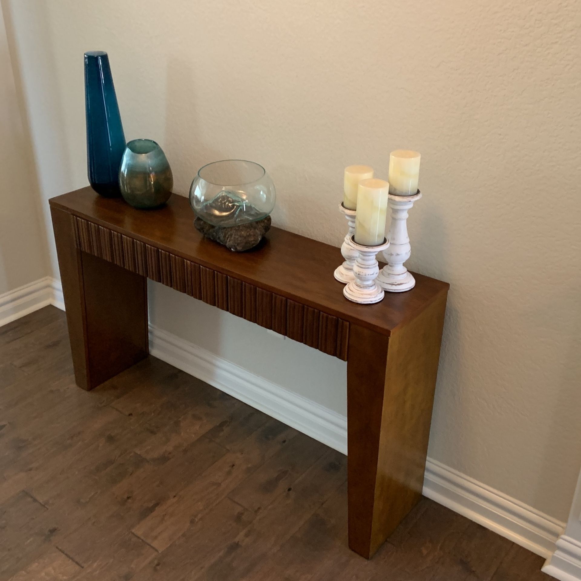 Hall Entryway Table for Sale in Chesapeake, VA OfferUp