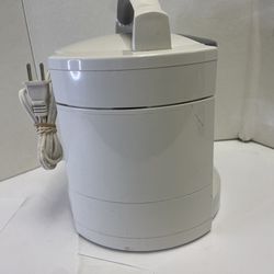 Black & Decker Lids Off White Automatic Electric Jar Opener JW200
