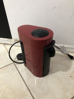 De'Longhi Nespresso Vertuo Plus Deluxe Coffee and Espresso Maker Missing Parts