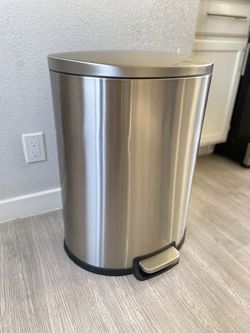 Steel Trashcan 