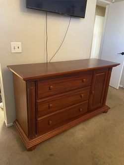 Baby Cache Dresser  