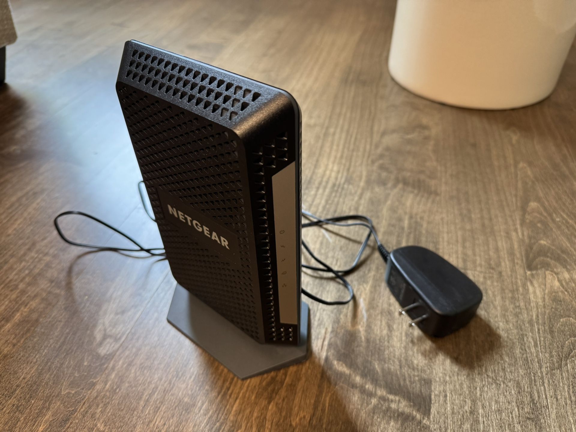 Netgear Gigabit Cable Modem CM1000