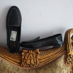 Shoes For Women. Read Description 