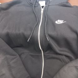 black nike jacket 