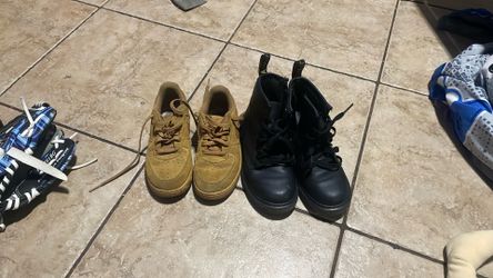 Air Force ones in air weight both sizes three