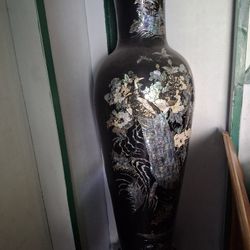 Large Oriental Vase