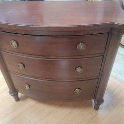 Small Dresser 