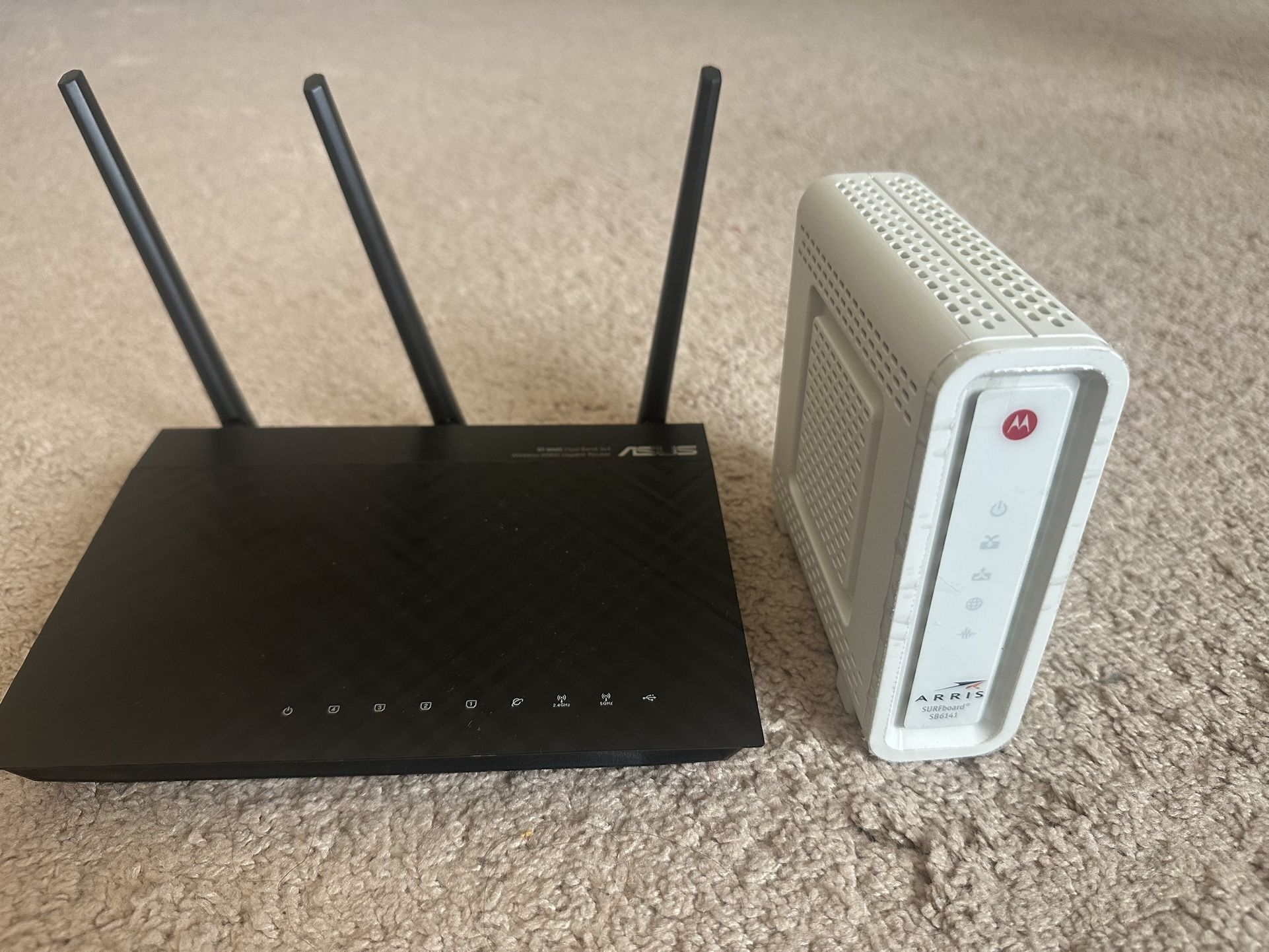 Asus Router (Wireless N-900 Gigabit Router RT-N66U) + Modem (Arris Surfboard SB6141)