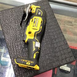 Dewalt Multi Tool XR 