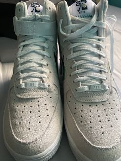 WMNS Air Force 1 HI SE  SIZE 9