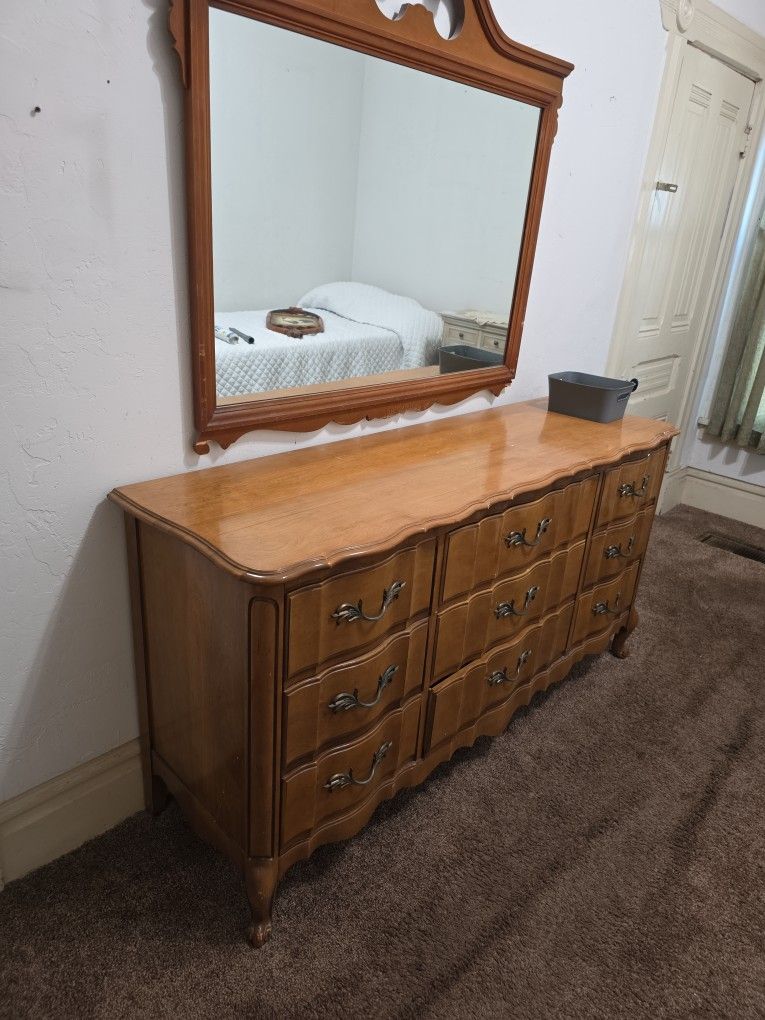 Dresser And Mirror 