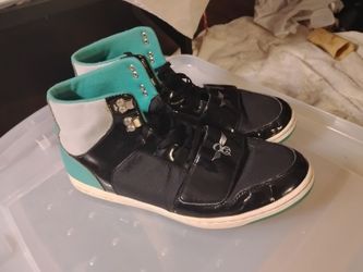 creative recreation size 14. condition  7/10. slight wear.