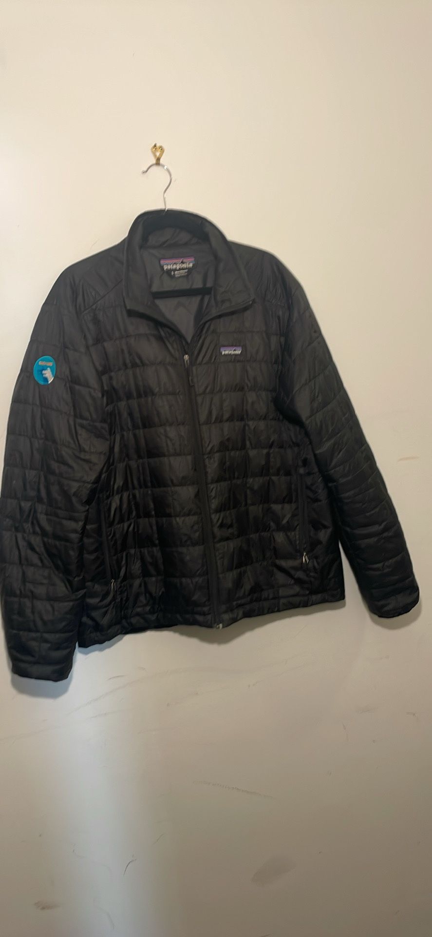 Patagonia "BackYard" Large Nano Puff full zip jacket black ex cond. as is pick up deliver.