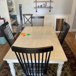 Dinning Table And 4 Chairs