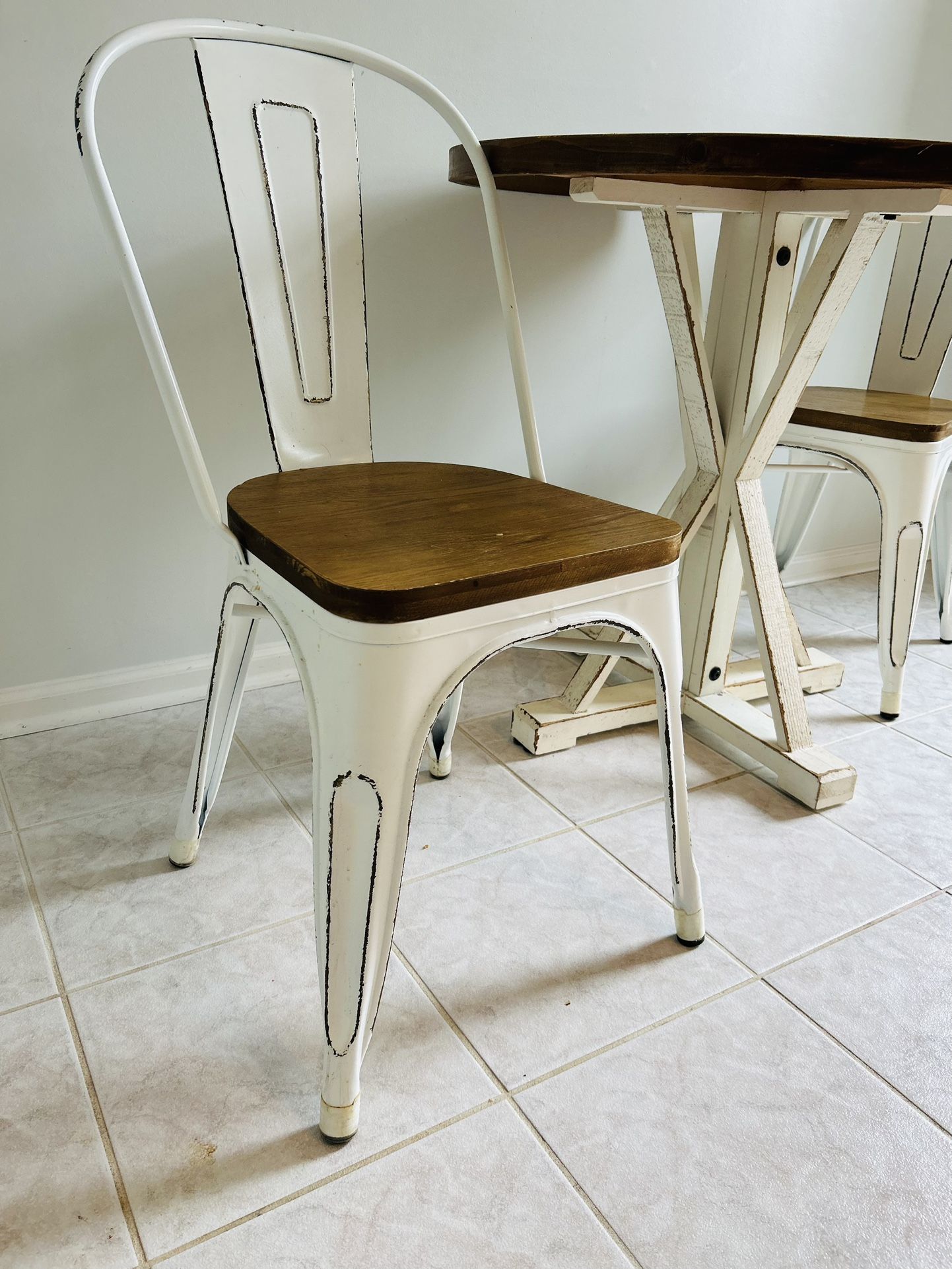 Kitchen table (cafe Style)