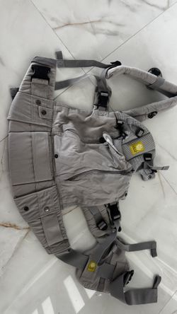 LÍLLÉbaby Complete Baby Carrier