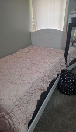 Twin white bedframe and boxspring