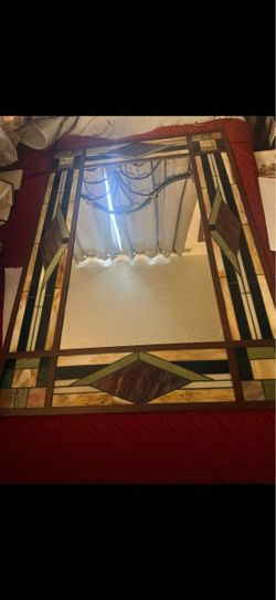 beautiful and great condition Stained glass mirror beautiful and great condition