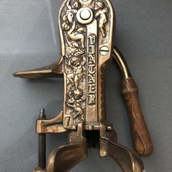 Vintners Wine Bottle Opener