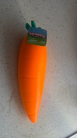 Squeeezy Carrot Squishy Toy