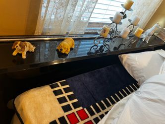 Bedroom set