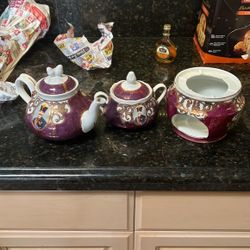 Antique Tea Kettle Set 
