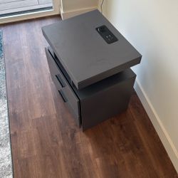 Side Table With Lighting 
