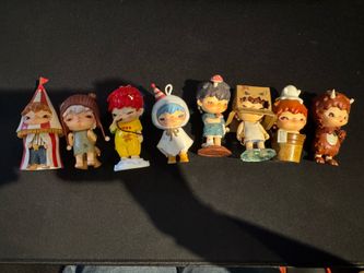 hirono figures