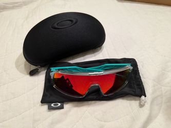 Oakley Sutro Prizm road sunglasses