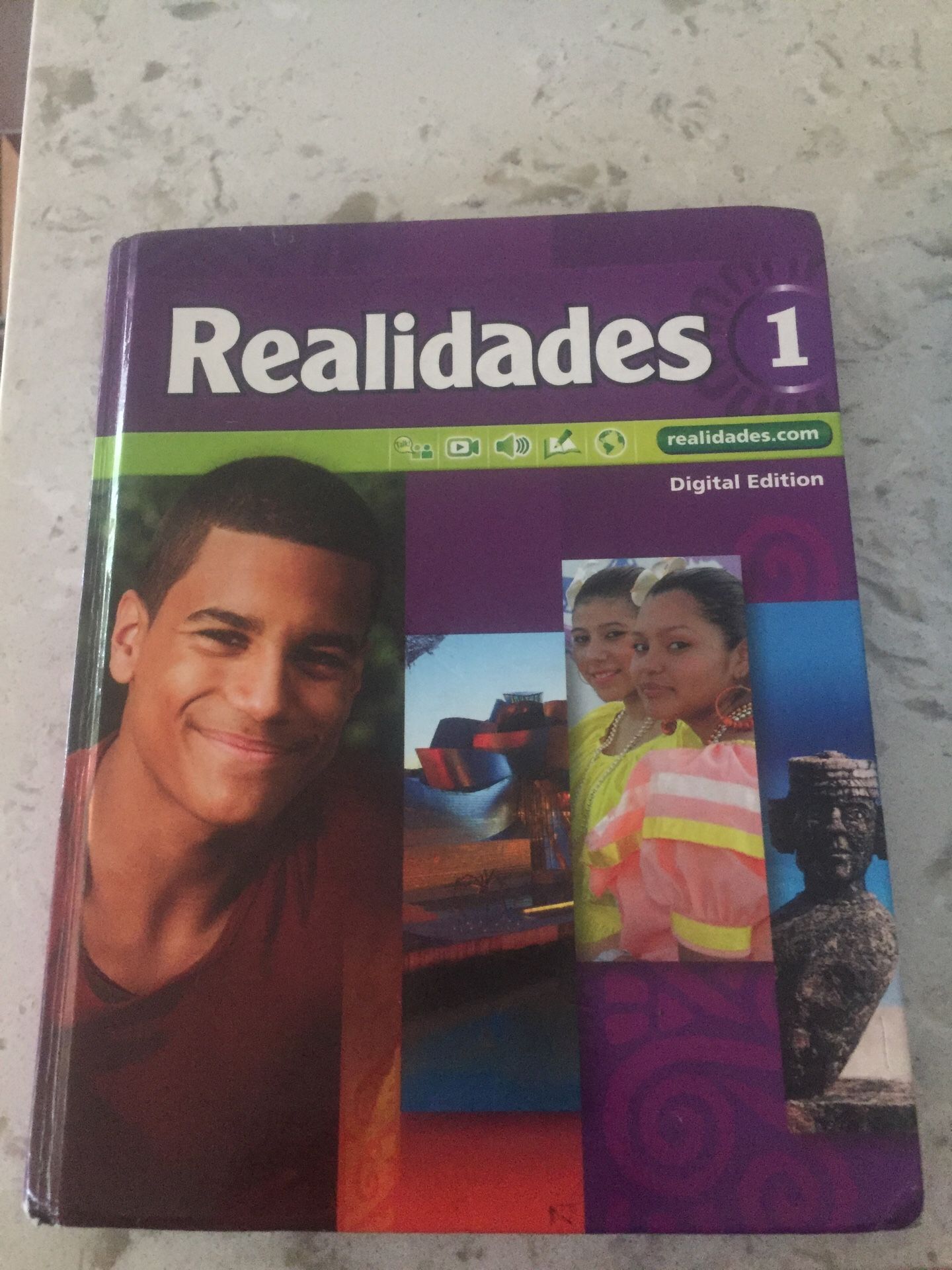 Realidades 1 Spanish textbook