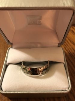 Men’s band / ring