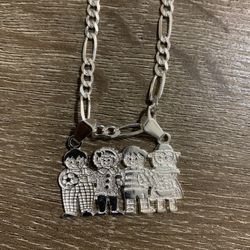 Silver Pendant And Chain