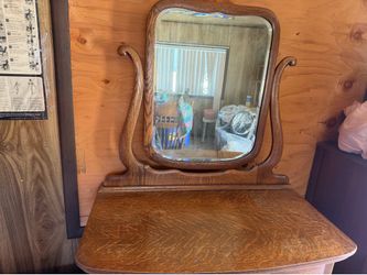 Vintage vanity