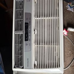 Window Air Conditioner