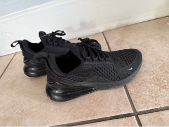 WOMENS NIKE AIR MAX 270s Shoes