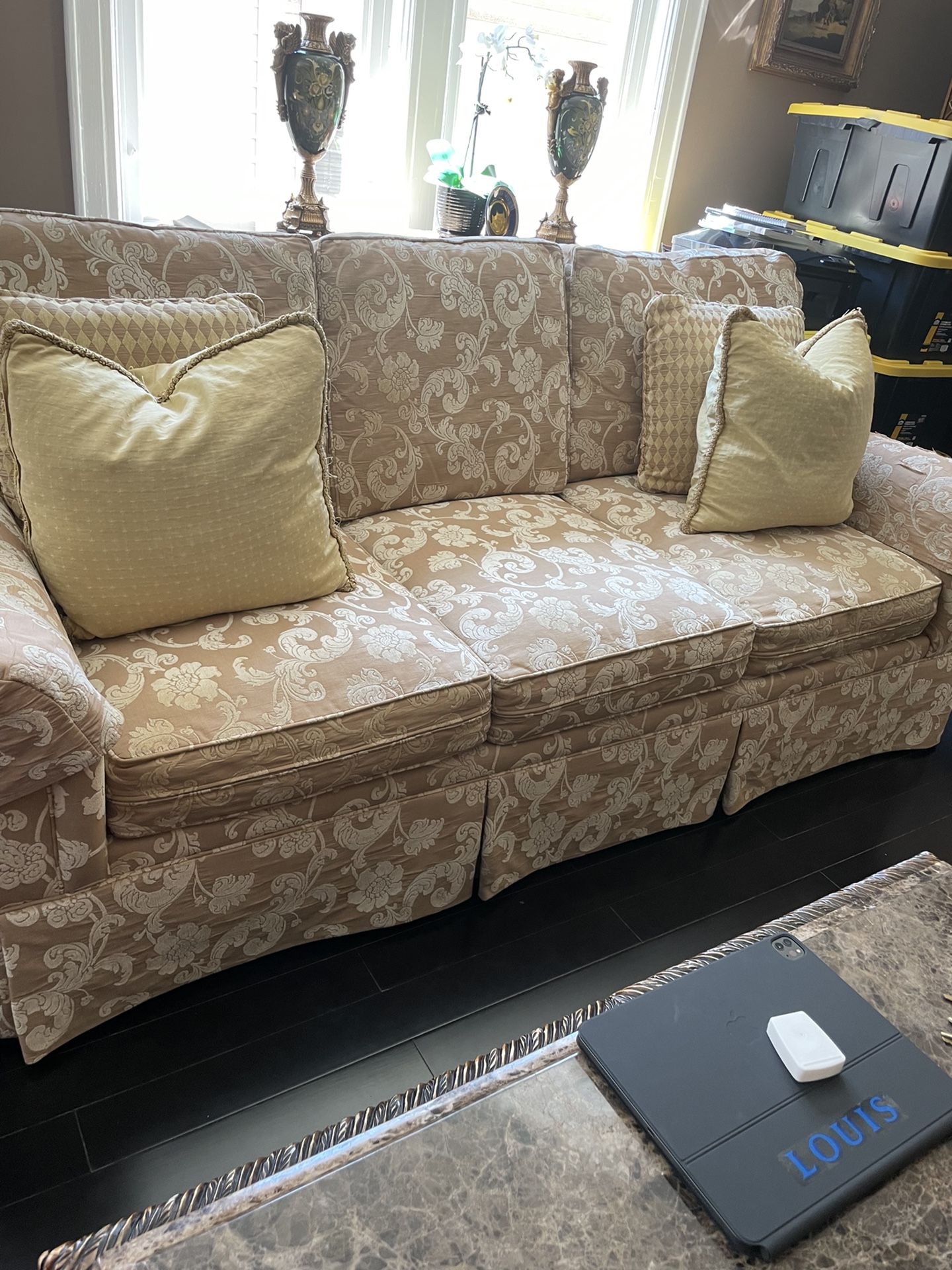 Sofa For Sell
