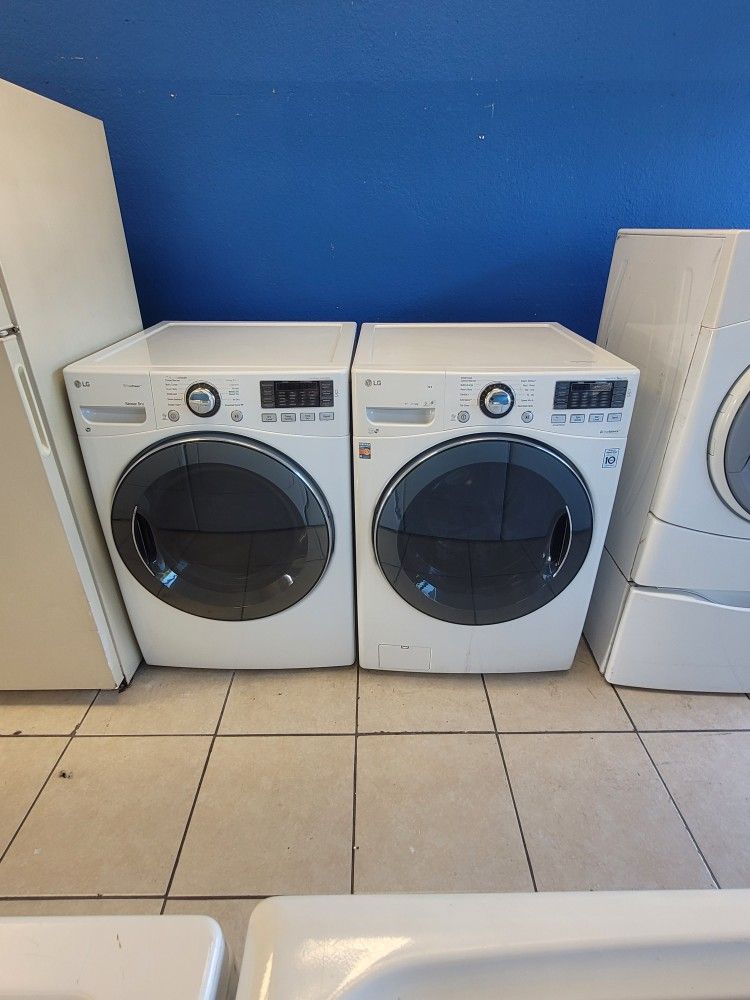 LG Washer And Dryer Set