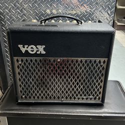 VOX VT15 Guitar Modeling Combo Amplifier