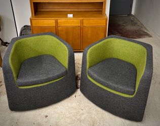 || Senator Group Wool Swivel Lounge/Tub Chairs — Model HNG102