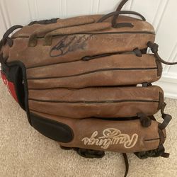 *Official Gerrit Cole Signed Glove *Real*