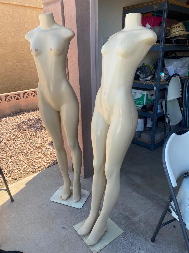 Mannequins