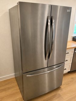 Frigidaire Gallery French Door Refrigerator
