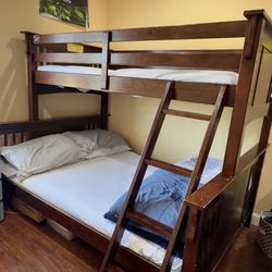 Solid Wood Bunk Bed w/ Ladder