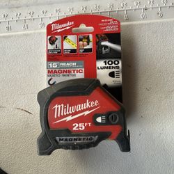 Milwaukee Measuring Tape