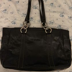 Y2K Coach Patent Leather Tote
