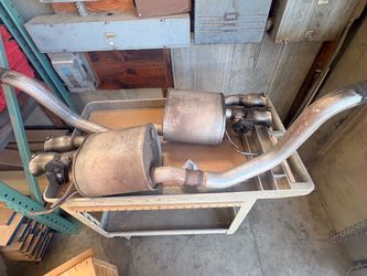 Dual Muffler Exhaust System Assembly