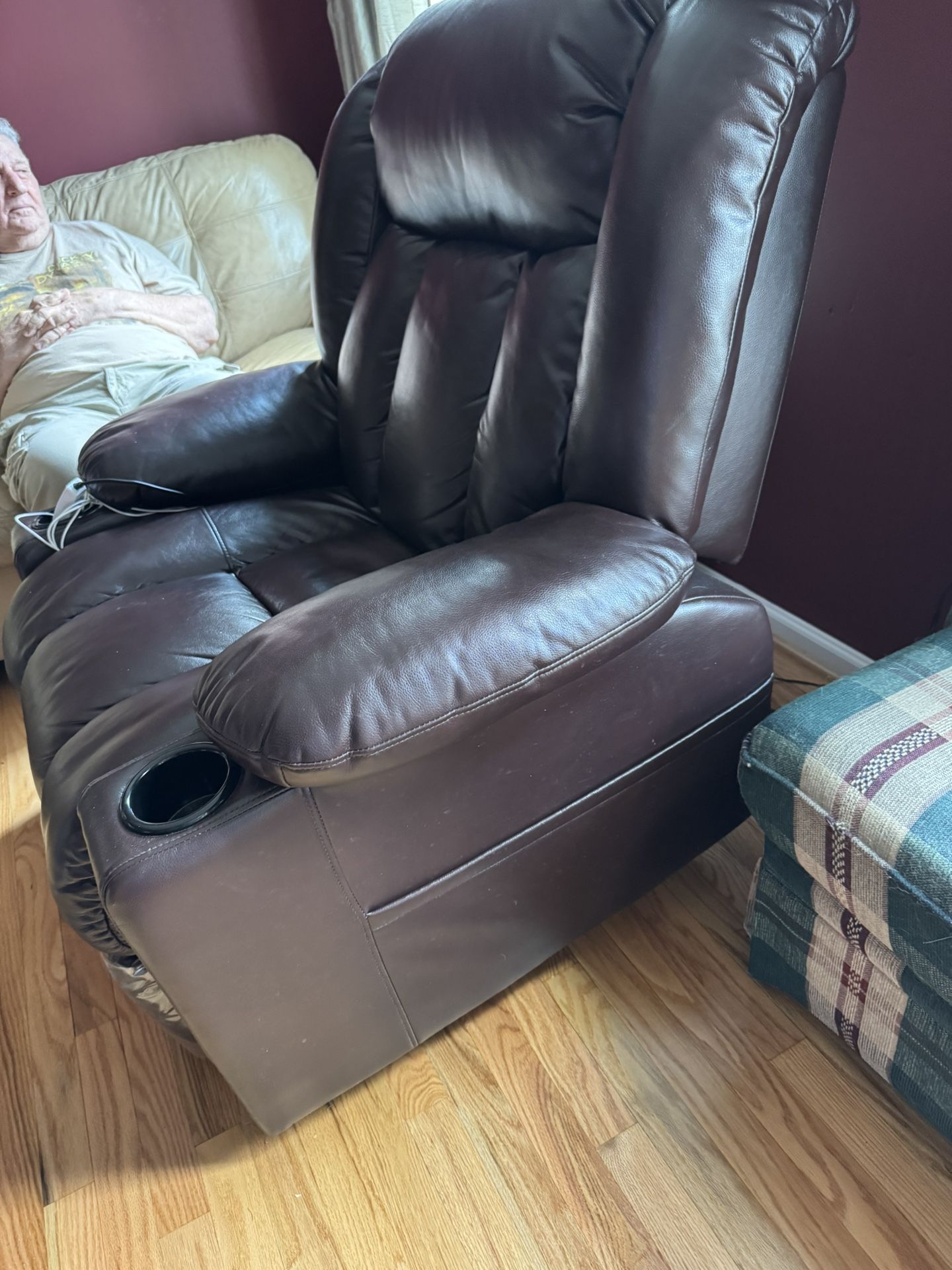 Sit To Stand Massage And Heat Recliner