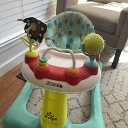 Kolcraft Tiny Steps Walker