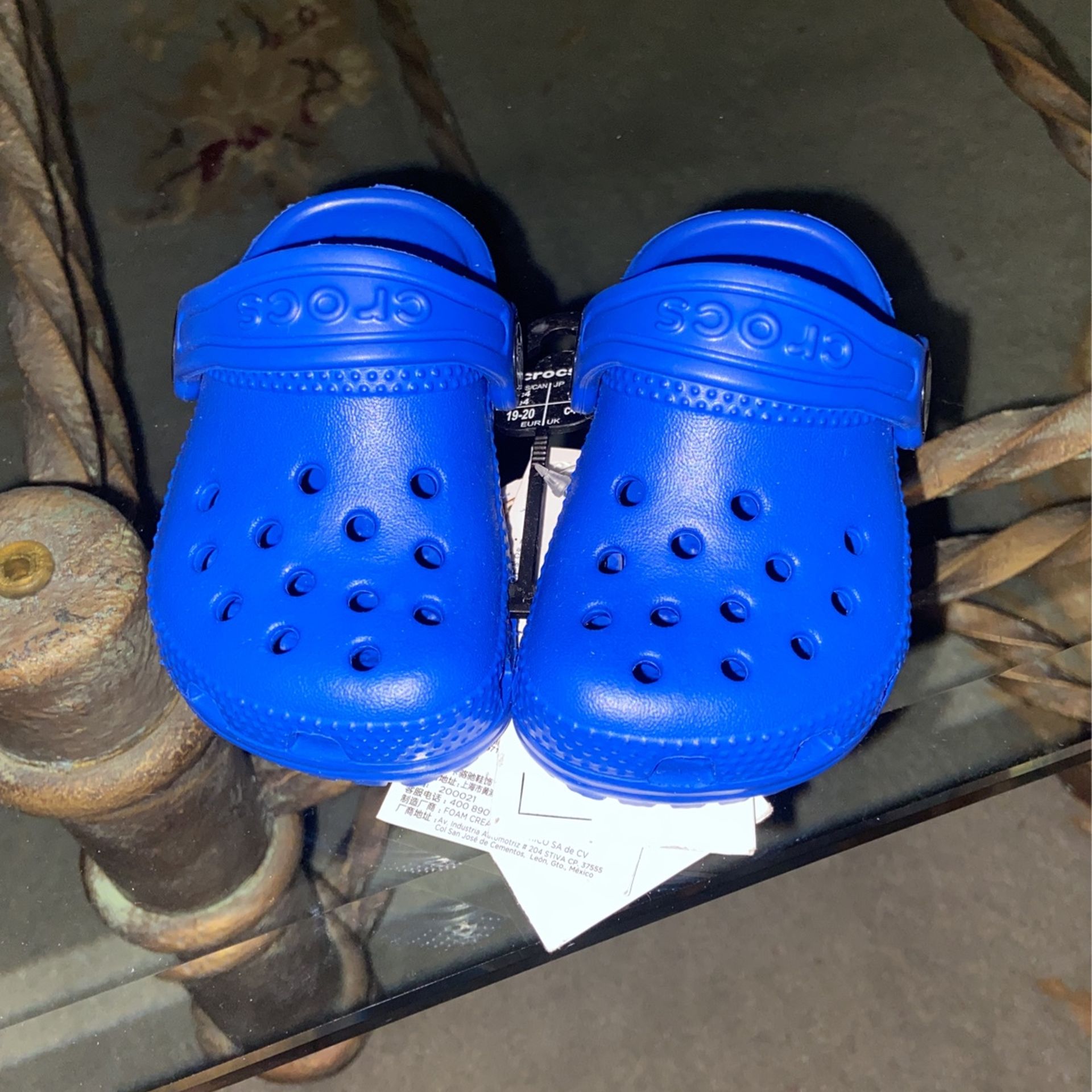 Size 4 Crocs
