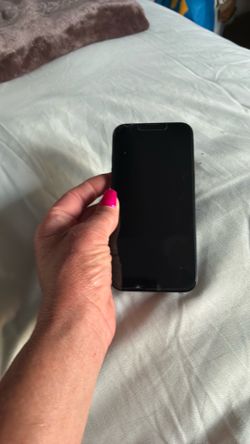iPhone 16e